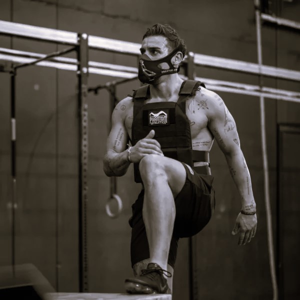 vadbena-maska-boks-Phantom-Training-Mask_Carbon_4_2048x.jpg-600x600